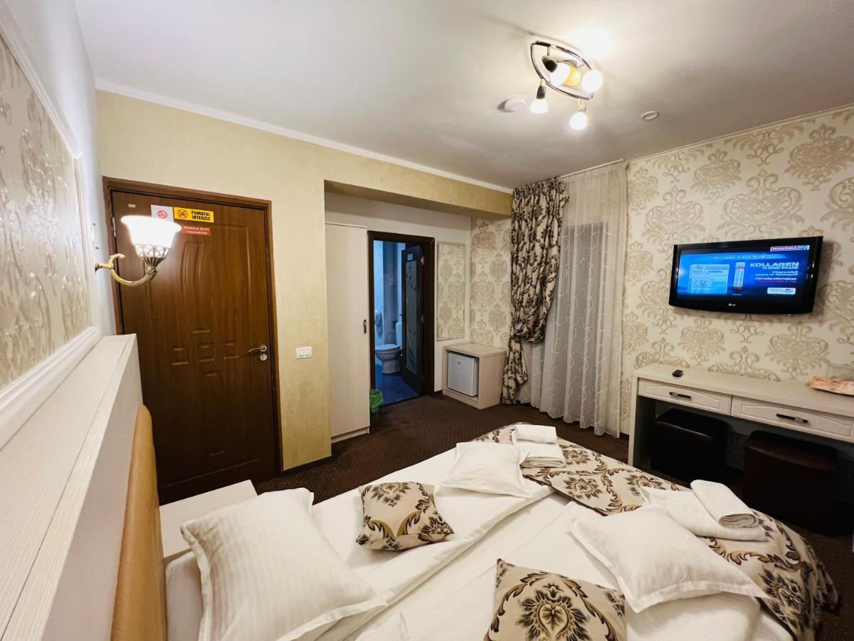 Pensiunea Ianis Piatra Neamt Piatra Neamţ Exterior foto