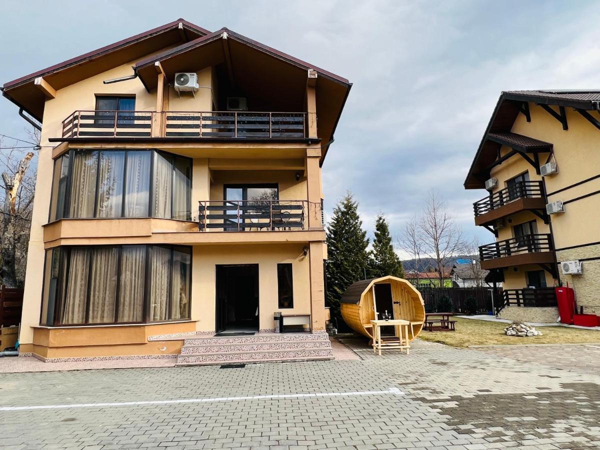 Pensiunea Ianis Piatra Neamt Piatra Neamţ Exterior foto